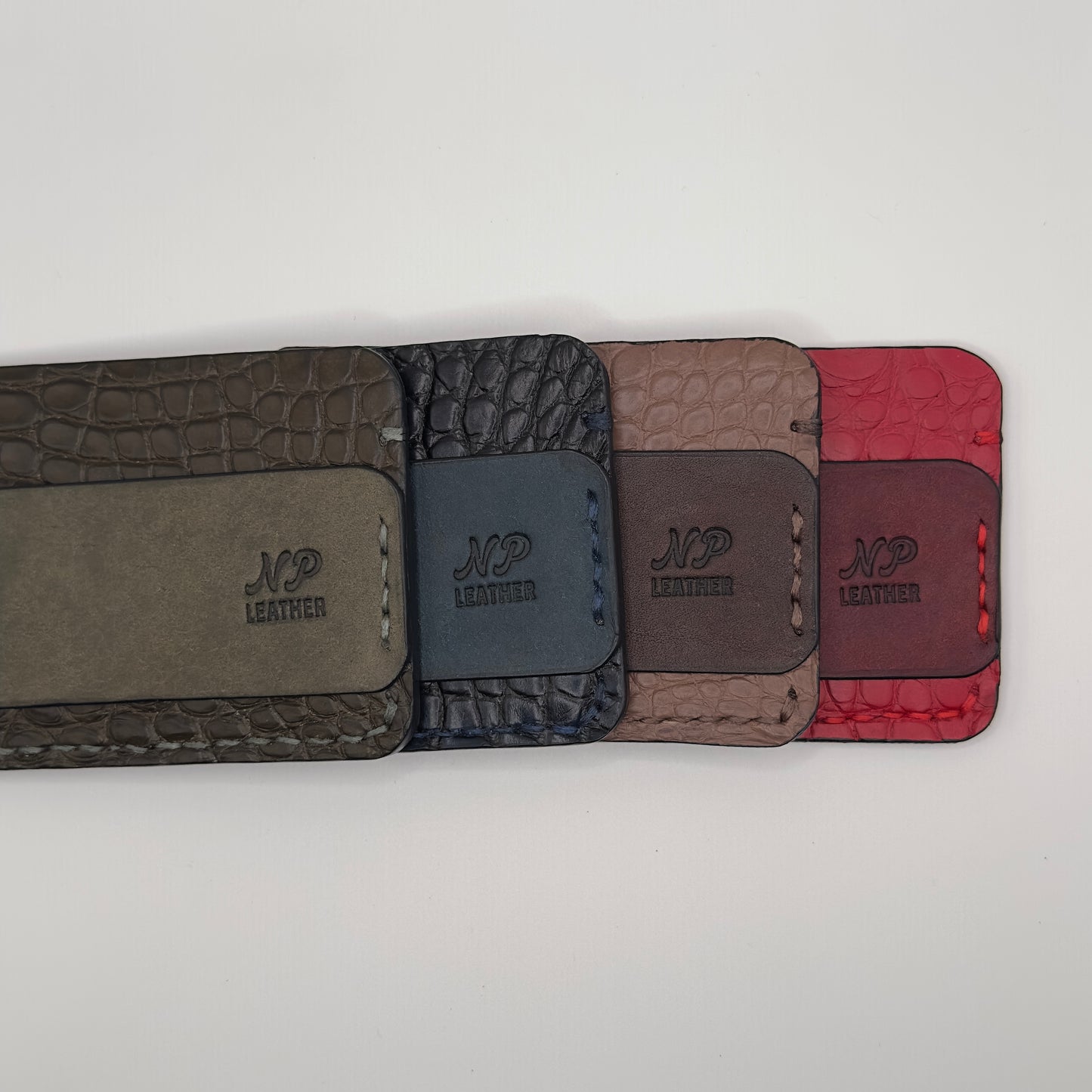 alligator card holder