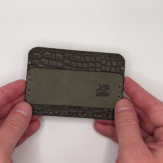 Alligator wallet for men and women
